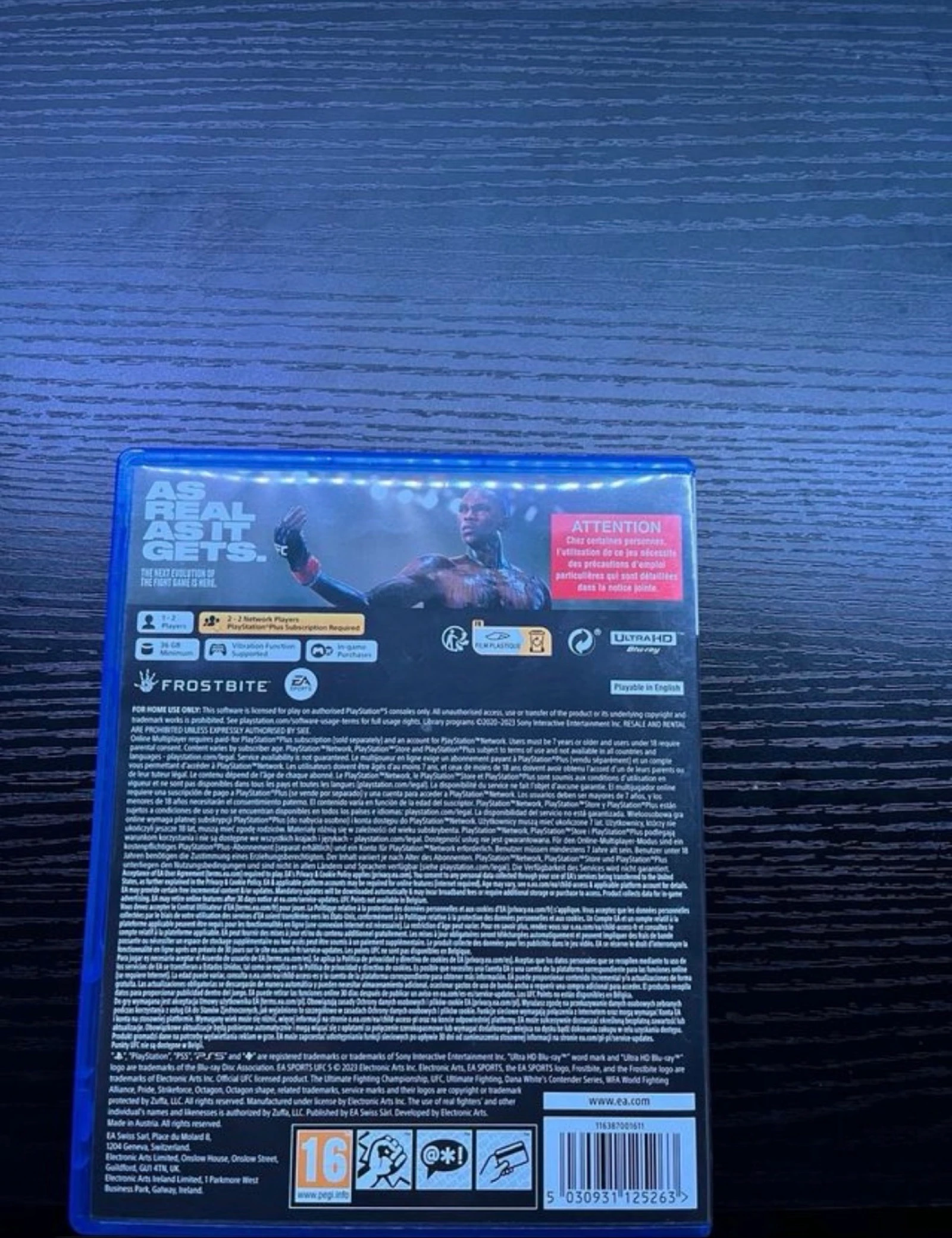 UFC 5 PS5- Como Nuevo  – photo 2
